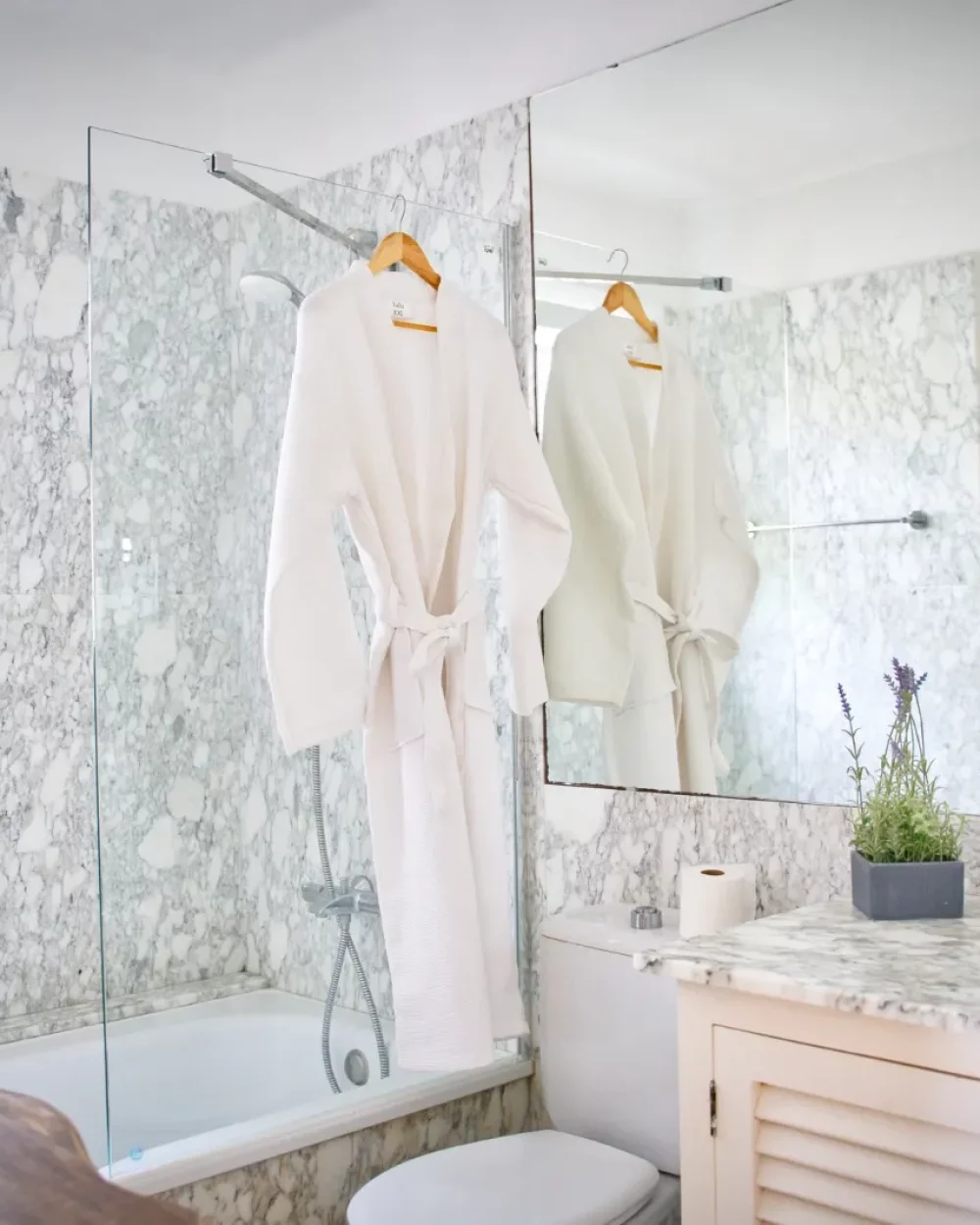 Bathroom Bathroom